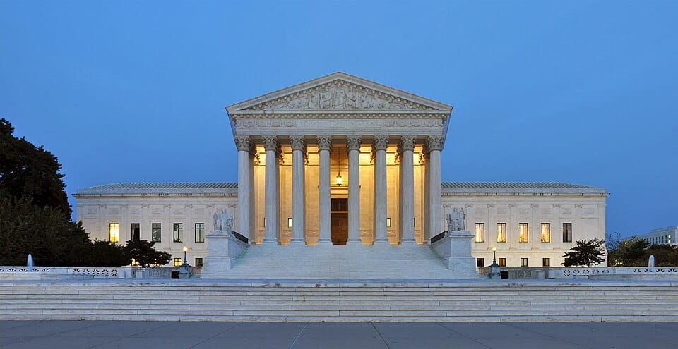 Picuture of the Surpreme Court Building